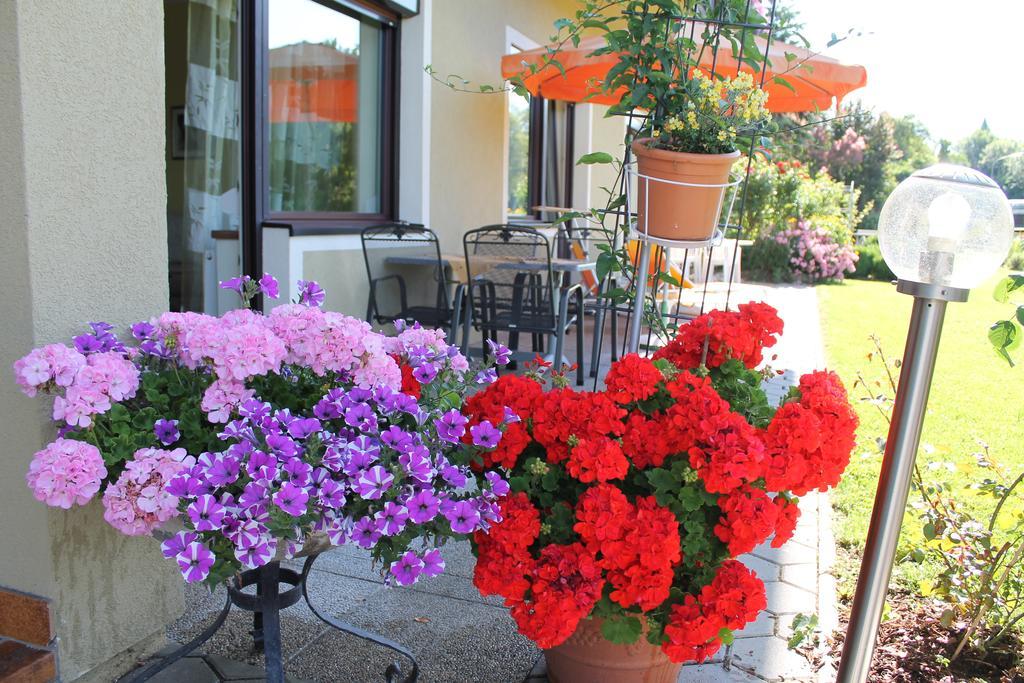 Appartement - Ferienwohnungen - Gaestehaus Gabriele Drobollach am Faakersee Szoba fotó